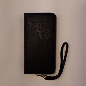 3/$25 WRISTLET Wallet NEW Black Zip Multi compartment inner zip change credit…